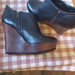 Aldo leather wedges